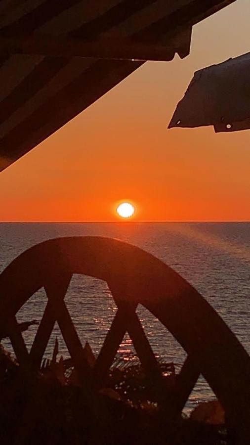 Anzio A Picco Sul Mare! Daire Dış mekan fotoğraf